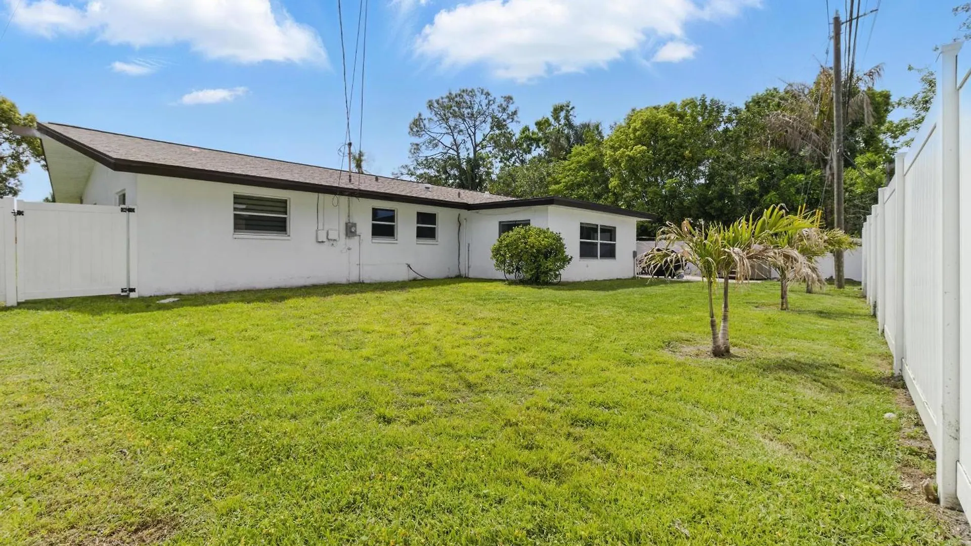Hot Tub - Pet Friendly - Mins To Beach - Sleeps 11 - Family Clearwater 0*,